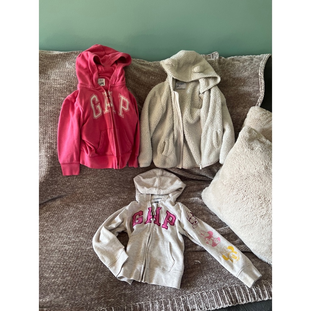 Lot of 3 Girls sweatshirts GAP